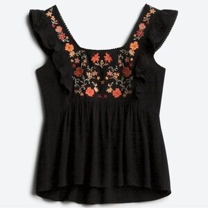 🌼Women’s LUQ Delaney Embroidered Top sz. S🌼